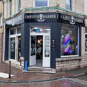 #ABDEL BARBER Petit-Fort-Philippe, un visagiste à Saint-Claude